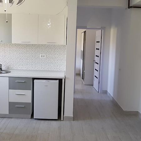 V1 Apartment Constanta Exterior photo