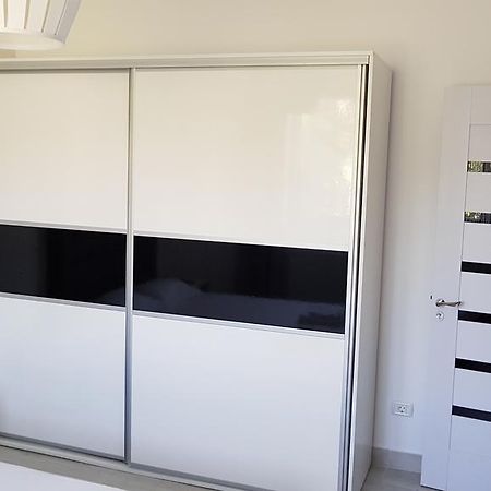 V1 Apartment Constanta Exterior photo
