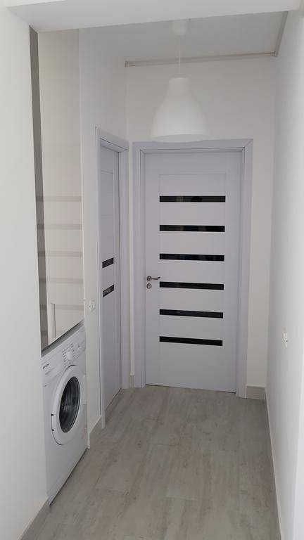 V1 Apartment Constanta Exterior photo
